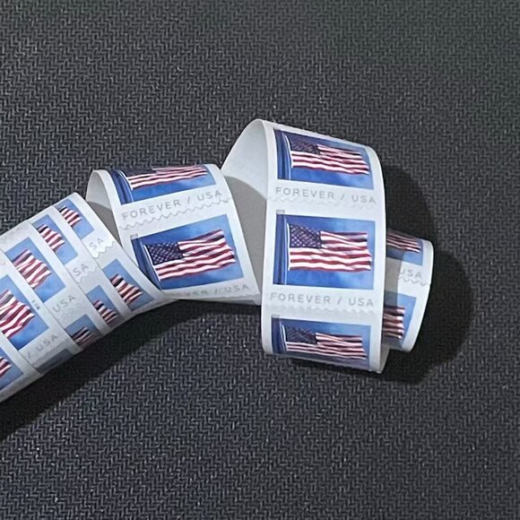 1000 usps forever stamps of 2019 Mail U.S.A. Flag Postage - Picture 1 of 3